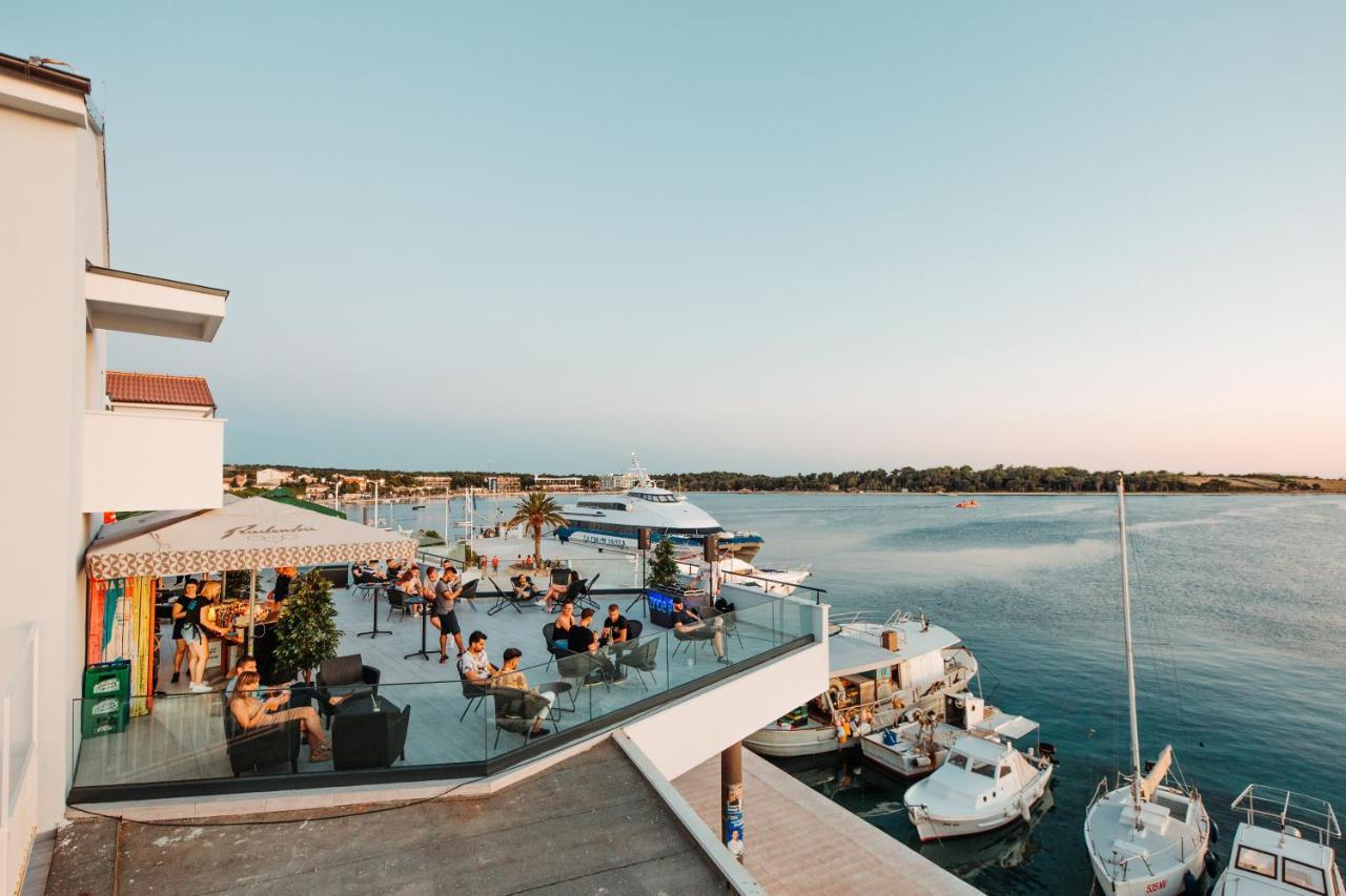Hotel Loža Novalja Exteriér fotografie